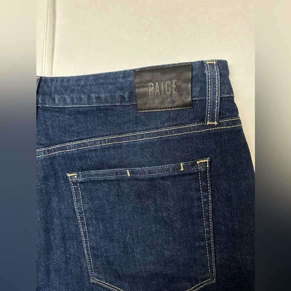 PAIGE
Harper Wide Leg Ankle Jeans in Casa🪻 - Picture 6 of 13